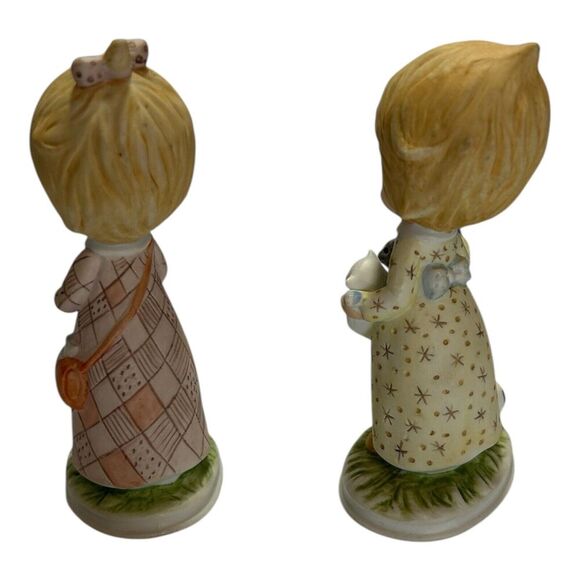 Lefton China 2 Everything We Do We Do Together 00204 Girls Playing With Kittens - Picture 3 of 14